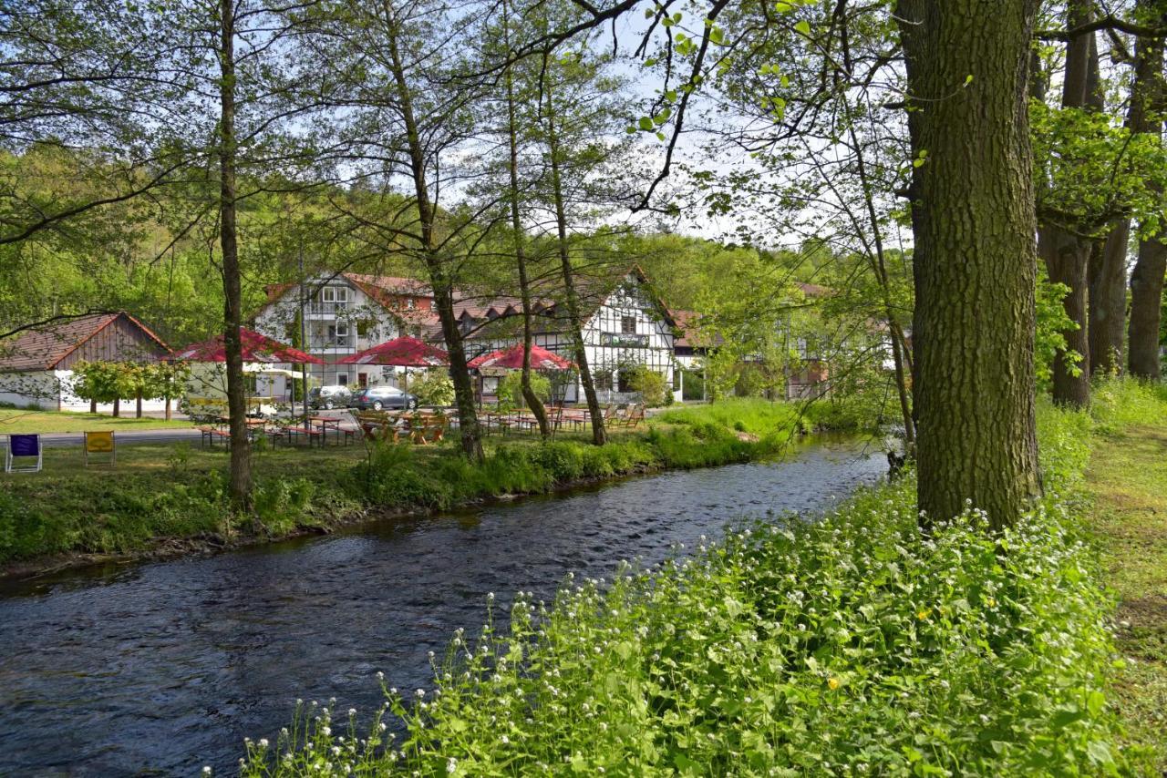 Landhotel Der Distelhof Mit Scheunencafe Dillstadt エクステリア 写真