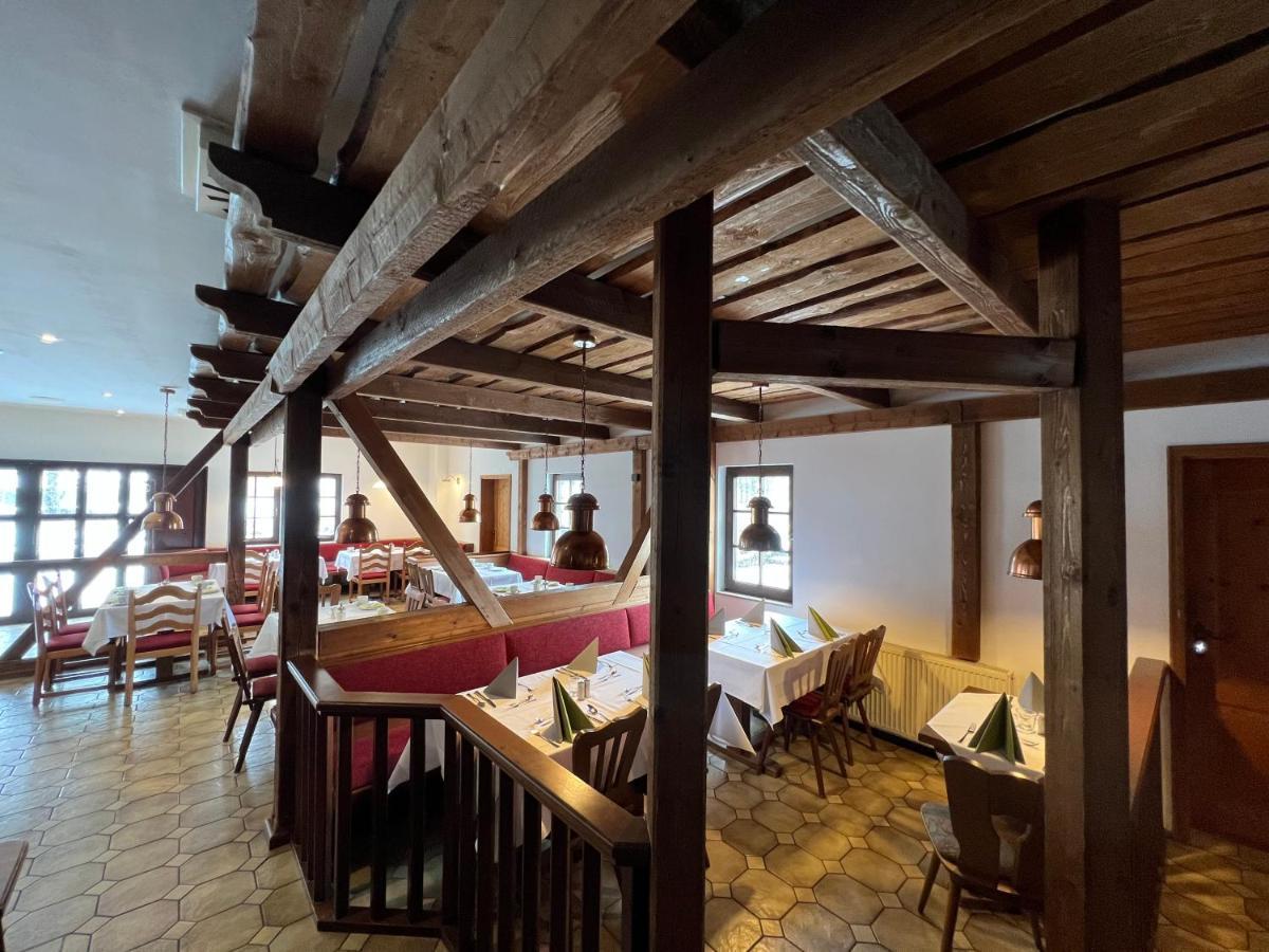 Landhotel Der Distelhof Mit Scheunencafe Dillstadt エクステリア 写真