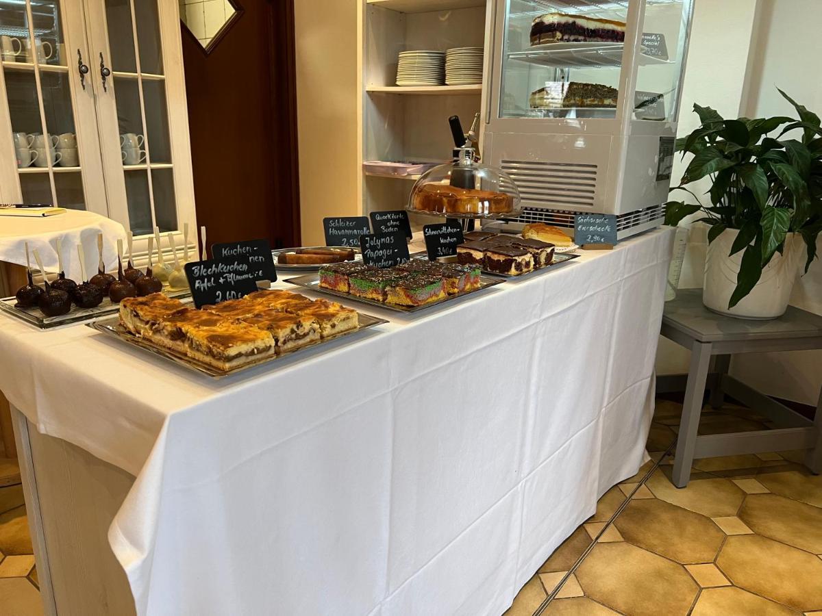 Landhotel Der Distelhof Mit Scheunencafe Dillstadt エクステリア 写真
