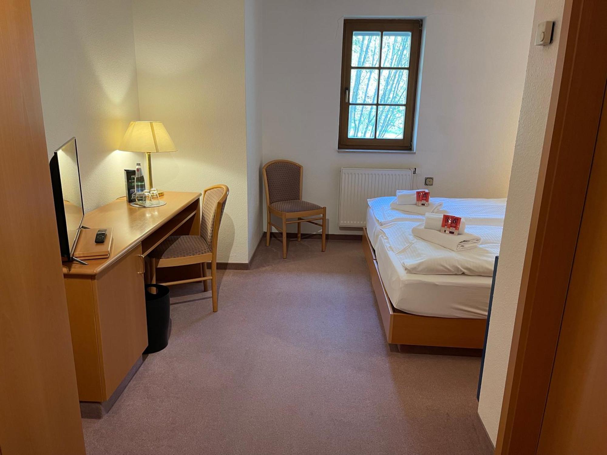 Landhotel Der Distelhof Mit Scheunencafe Dillstadt エクステリア 写真